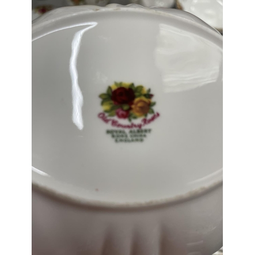 157 - A LARGE QUANTITY OF ROYAL ALBERT 'OLD COUNTRY ROSES' TO INCLUDE DINNER PLATES, TEAPOT, CREAM JUG, SU... 