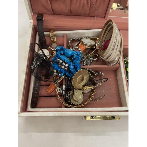 162 - A JEWELLERY BOX CONTAINING WATCHES, BRACELETS, NECKLACES, EARRINGS, ETC