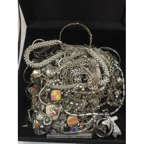 240 - A BOX CONTAINING A QUANTITY OF WHITE METAL JEWELLERY TO INCLUDE NECKLACES, BANGLES, BRACELETS, EARRI... 