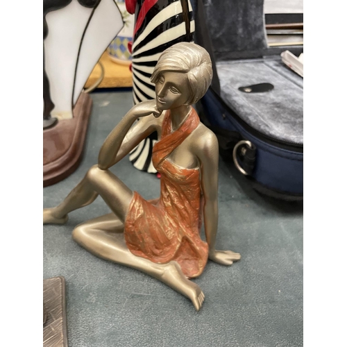 454 - A COLLECTION OF ART DECO STYLE FIGURES TO INCLUDE A LAMP, TUPTON WARE LADY, ETC