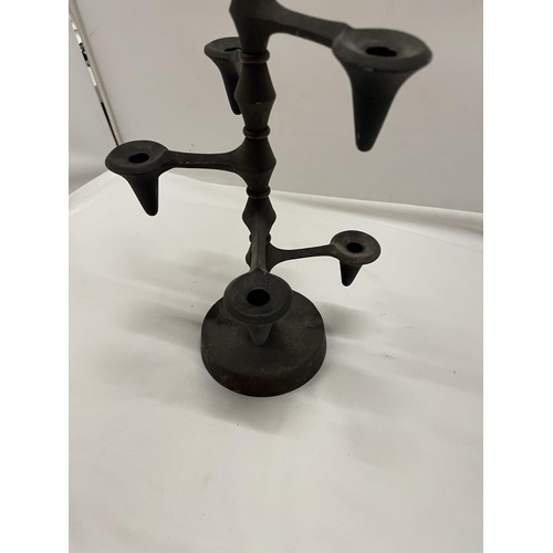 457 - A HEAVY IRON CANDLE HOLDER WITH SEVEN BRANCHES HEIGHT 48CM