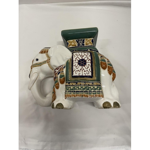 458 - A CERAMIC ELEPHANT PLANT STAND HEIGHT 27CM, WIDTH 30CM