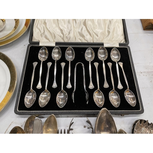 482 - A BOXED SET OF TEASPOONS AND SUGAR TONGS, UNBOXED FLATWARE, TWO GOBLETS AND A JUG