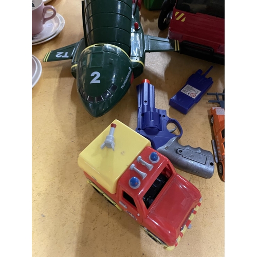 494 - A VARIETY  OF TOY VEHICLES TO INCLUDE A FIRE ENGINE, SPIDER MOBILE, AMBULANCE, AEROPLANE TOGETHER WI... 