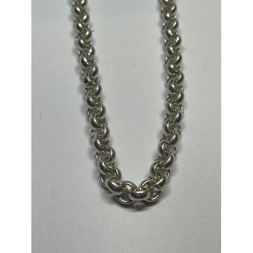 532 - A HEAVY MARKED SILVER BELCHER NECKLACE LENGTH 18 INCHES