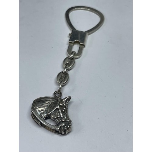 548 - A SILVER HORSES HEAD KEY RING