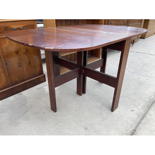 2459 - A MODERN SUTHERLAND STYLE TABLE