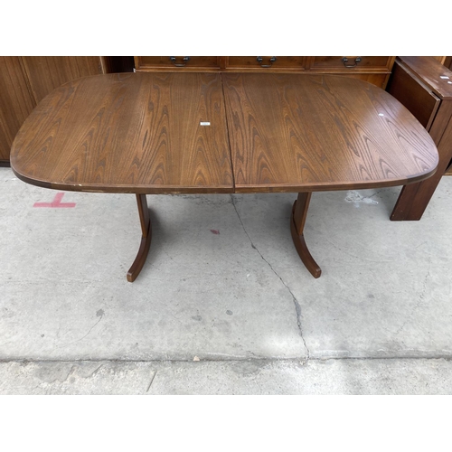 2463 - A RETRO G PLAN EXTENDING DINING TABLE 63