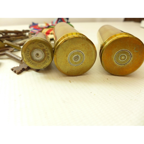 321 - THREE BRASS SHELL CASES, HEIGHTS 7CM TO 11CM, MEDAL RIBBONS, KEYS ETC