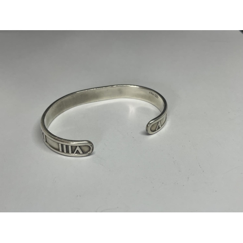 617 - A SILVER BANGLE