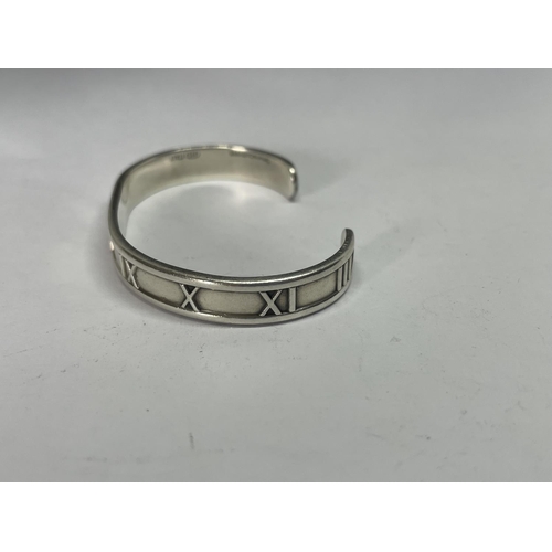 617 - A SILVER BANGLE