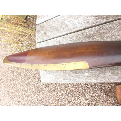 362 - A WOOD AND BRASS TIPPED AEROPLANE PROPELLER, LENGTH 185CM