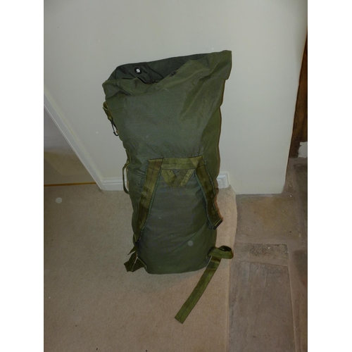 376 - A LARGE COLLECTION OF MILITARY/SHOOTING/FISHING CLOTHING TO INCLUDE A MILITARY HELICOPTER JACKET, CA... 