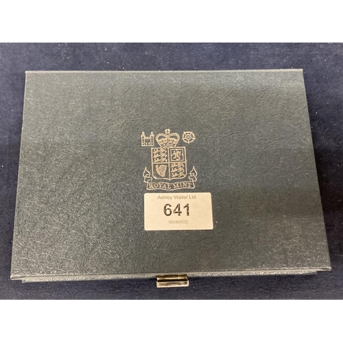 641 - A BOXED ROYAL MINT 1983 PROOF COIN COLLECTION