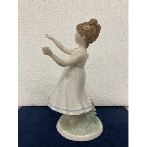 707 - A ROYAL WORCESTER FIGURE 'I HOPE' LIMITED EDITION 951/5000 HEIGHT 22CM