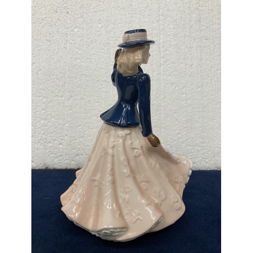 715 - A ROYAL WORCESTER LIMITED EDITION OF 1200 LES PETITES FIGURINE 