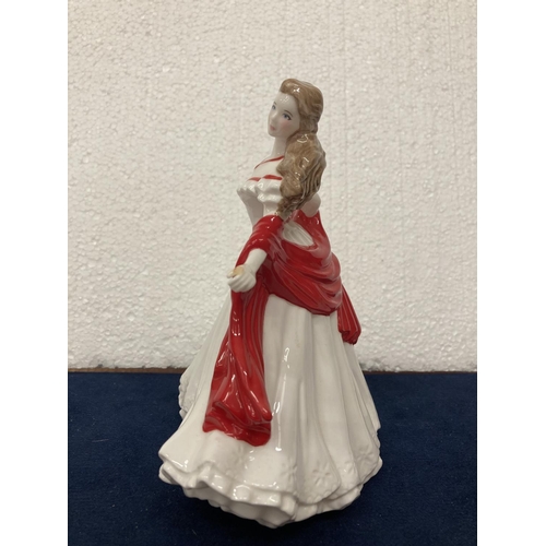 718 - A ROYAL WORCESTER LIMITED EDITION OF 2000 LES PETITES FIGURINE 