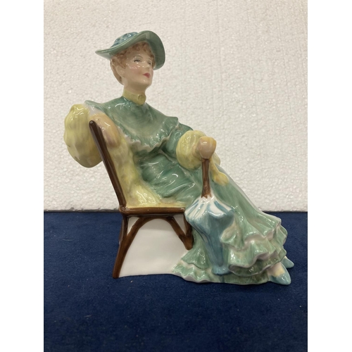 727 - A VINTAGE ROYAL DOULTON FIGURINE HN 2356 