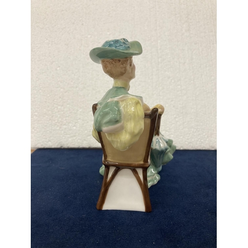 727 - A VINTAGE ROYAL DOULTON FIGURINE HN 2356 