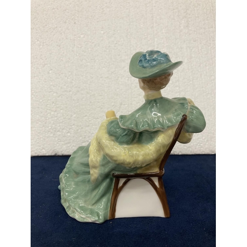 727 - A VINTAGE ROYAL DOULTON FIGURINE HN 2356 