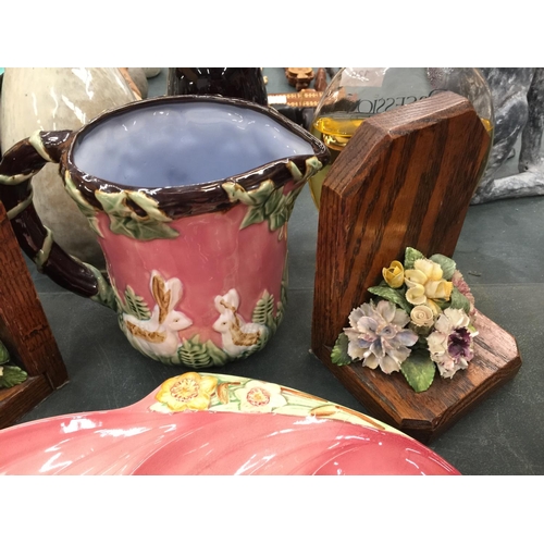 79 - A PAIR OF MAHOGANY BOOKENDS WITH FLORAL DISPLAY, ROSE BOUQUET PLATES AND A PINK FLORAL RABBIT JUG