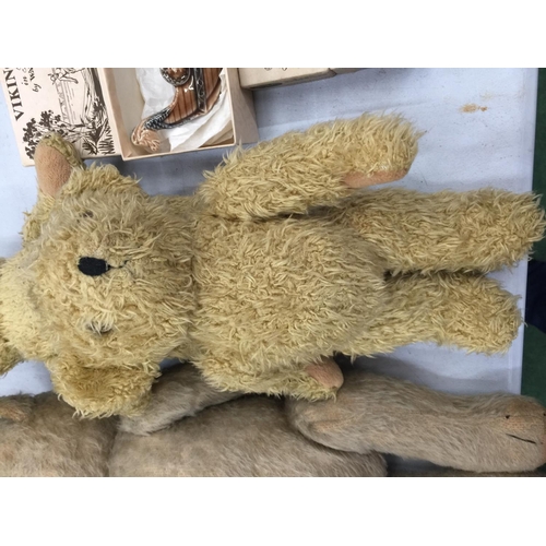 88 - A 1930'S TEDDY BEAR WITH HUMP BACK PLUS TWO VINTAGE RENAULT TEDDY BEARS