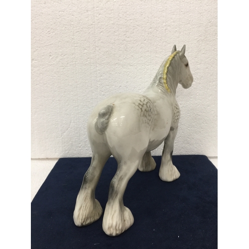 738 - A VINTAGE BESWICK DAPPLE GREY SHIRE MARE HORSE WITH YELLOW PLAITED MANE IN GLOSS - 21.5CM FROM FOOT ... 