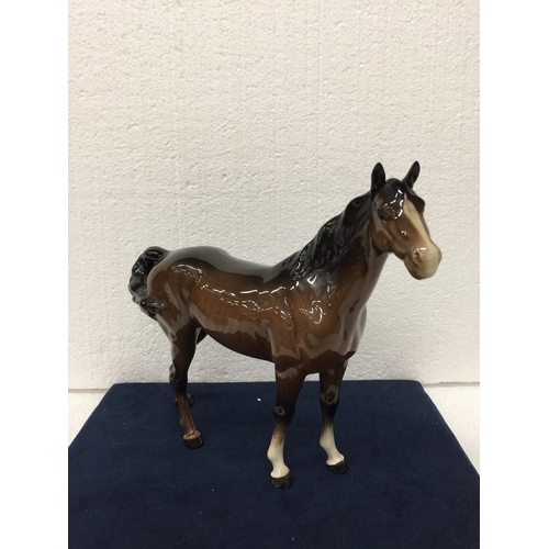 739 - A VINTAGE BESWICK GLOSS BAY HORSE WITH WHITE BLAZE AND A BLACK TAIL AND MANE AND TWO FRONT WHITE SOC... 