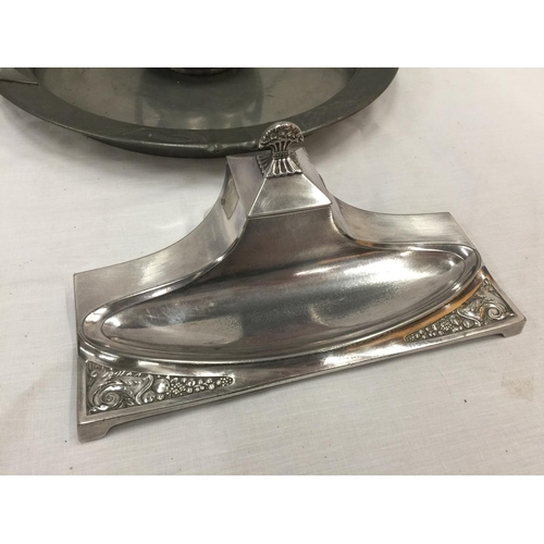 18 - TWO PIECES OF KAYSERZINN PEWTER IN ART NOUVEAU STYLE TO INCLUDE A HEAVY TRAY MARKED 4561 TO BASE AND... 