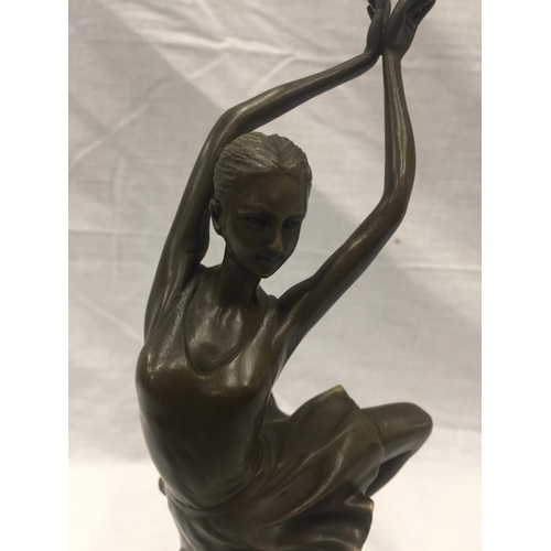 5 - A BRONZE BALLERINA ON A MARBLE BASE SIGNED TO BASE H: 35CM