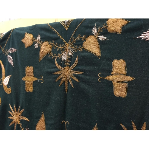 60 - A VINTAGE GILT HAND EMBROIDERED THROW WITH BIRDS AND BEES DESIGN 180CM X 180CM