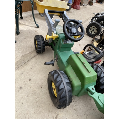 1306 - A PLASTIC JOHN DEERE PEDAL TRACTOR WITH TRAILER