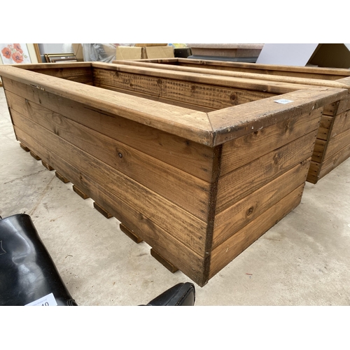 1339 - A LARGE AS NEW CHARLES TAYLOR STYLE WOODEN PLANTER TROUGH