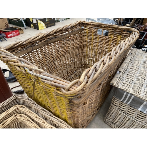 1343 - AN ASSORTMENT OF LARGE WICKER BASKETS TO INCLUDE A LARGE LOG BASKET ETC