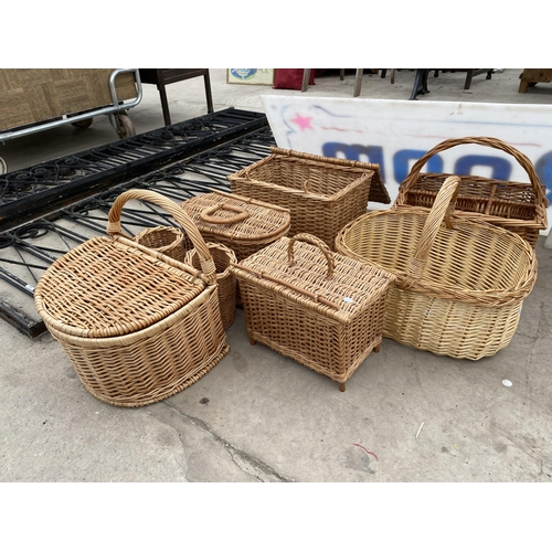 1346 - AN ASSORTMENT OF VARIOUS WICKER BASKETS