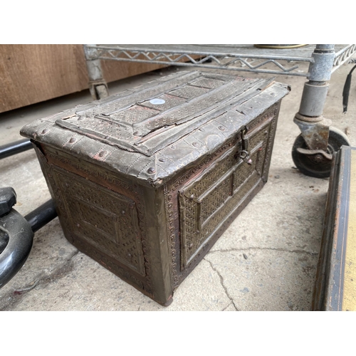 1248 - A VINTAGE WOODEN BOX AND TWO VINTAGE METAL DEED TINS