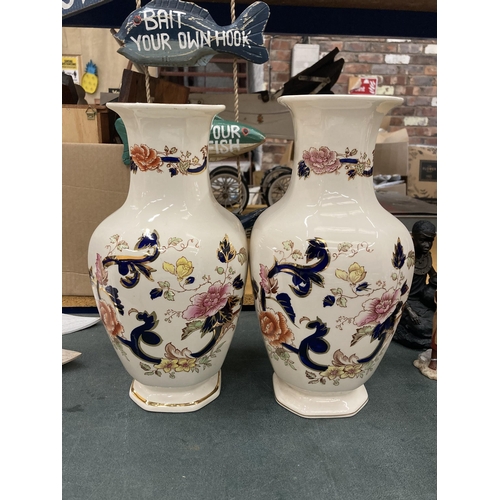 275 - TWO MASONS 'MANDALAY' LARGE VASES HEIGHT 30CM AND 31CM RESPECTIVELY, PLUS A ROYAL WINTON PINK FLORAL... 