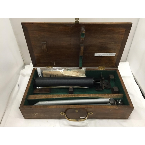 160 - A J H STEWARD LTD 'FEATHERWEIGHT SPOTTER' TELESCOPE, LENGTH WHEN OPEN 44CM, WITH TRIPOD IN AN OAK BO... 