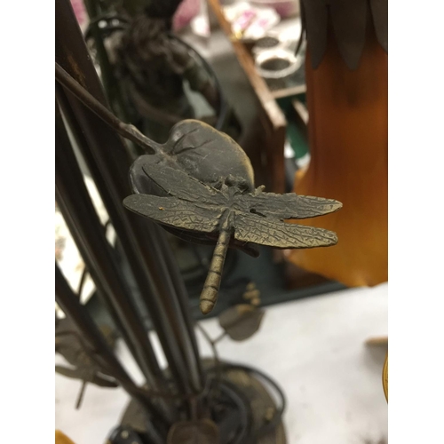 165 - AN ART NOUVEAU STYLE TABLE LAMP WITH SIX BRANCHES AND AMBER GLASS SHADES - WORKING AT TIME OF CATALO... 