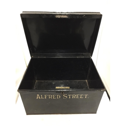 217 - A VINTAGE BLACK TIN DEED BOX WITH THE NAME 'ALFRED STREET', HEIGHT 26CM, WIDTH 40CM, DEPTH 27CM