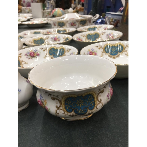 218 - A QUANTITY OF ROYAL ALBERT 'BERKELEY' CHINA TO INCLUDE BOWLS, SAUCE BOAT AND SAUCER, SANDWICH PLATE,... 