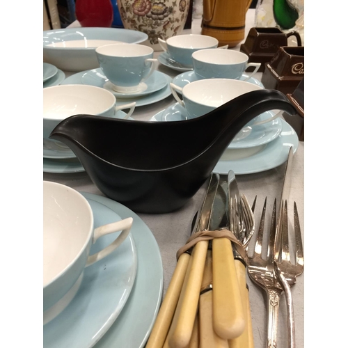 231 - A QUANTITY OF BLUE AND WHITE CUPS, SAUCERS, PLATES, ETC PLUS A SMALL QUANTITY OF FLATWARE