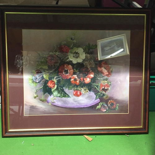 473 - TWO FRAMED PAINTINGS TO INCLUDE WATERCOLOUR OF FLOWERS BY CHRISTINA RAY AND AN OIL ON BAORD OF ANENO... 