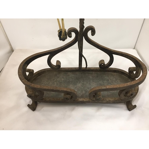 476 - A VICTORIAN WROUGHT IRON UMBRELLA STAND WITH SERPENTINE TOP AND BARLEY TWIST ARMS HEIGHT 73CM