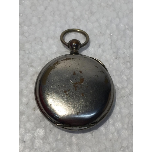 676 - A GENTS POCKET WATCH