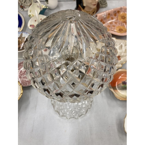 201A - A VINTAGE CUT GLASS MUSHROOM LAMP HEIGHT 32CM