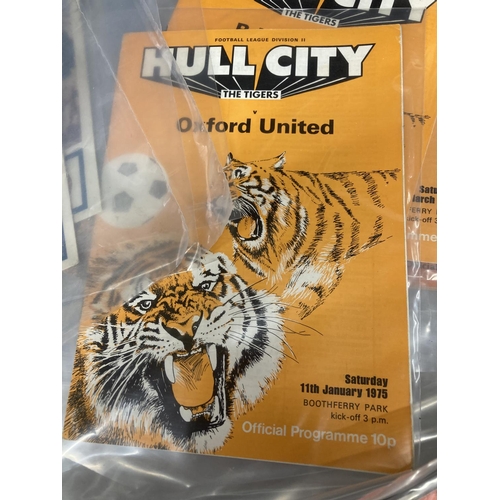 421 - A LARGEQUANTITY OF VINTAGE FOOTBALL PROGRAMMES TO INCLUDE HULL CITY, LEICESTER CITY, WEST HAM, CARDI... 