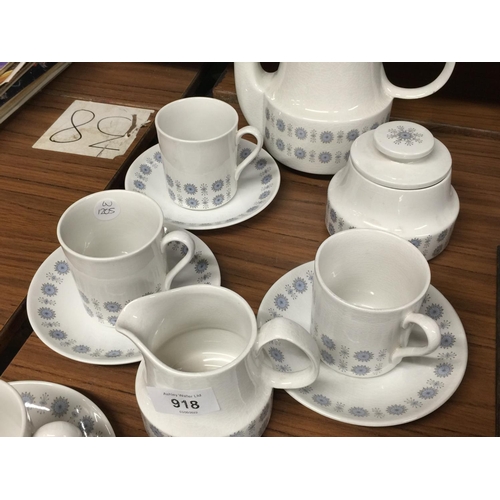 918 - A MYOTT COFFEE SET 'TEMPTATION' TO INCLUDE COFFEE POT, CREAM JUG, SUGAR BOWL, FIVE COFFEE CUPS AND S... 