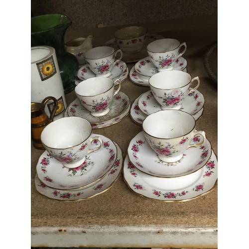 928 - SIX ROYAL VALE CHINA TRIOS WITH A ROSE PATTERN, PLUS A QUANTITY OF STUDIO POTTERY TO INCLUDE HORNSEA... 