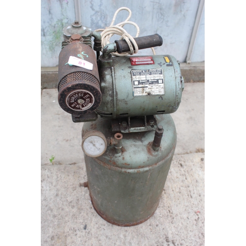 81 - BOOM AND WADE COMPRESSOR  NO VAT